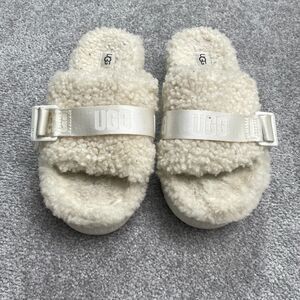 UGG Shearling Paltform Slippers Sandals Womens 8 Cream Lamb Skin Treadlite Wool